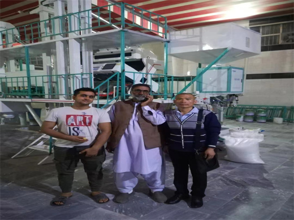 布基納法索60噸玉米粉設(shè)備為當(dāng)?shù)匕傩仗峁┝思庸け憷?>
                        <h3>布基納法索60噸玉米粉設(shè)備為當(dāng)?shù)匕傩仗峁┝思庸け憷?/h3>
                    </a>
                </li>
             
                            </ul>
        </div>
        <a href=